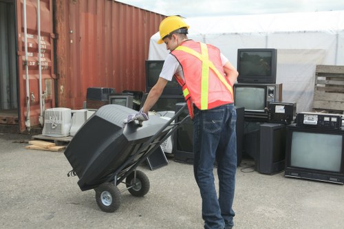 Efficient home clearance process in Feltham
